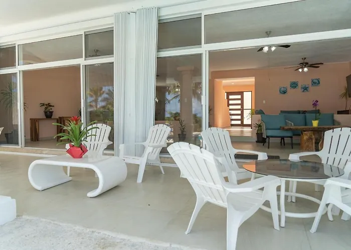Ixchel-stunning Views, Right On The Beach! Pousada Puerto Morelos