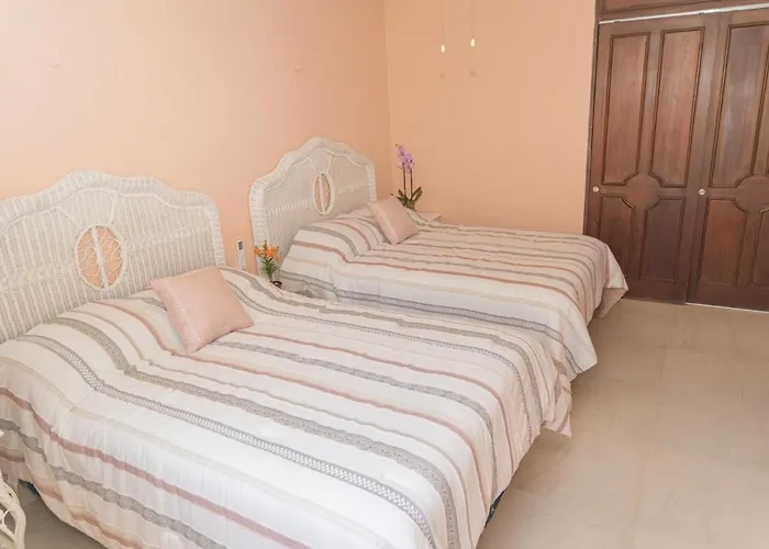 Pousada Ixchel-stunning Views, Right On The Beach! Puerto Morelos